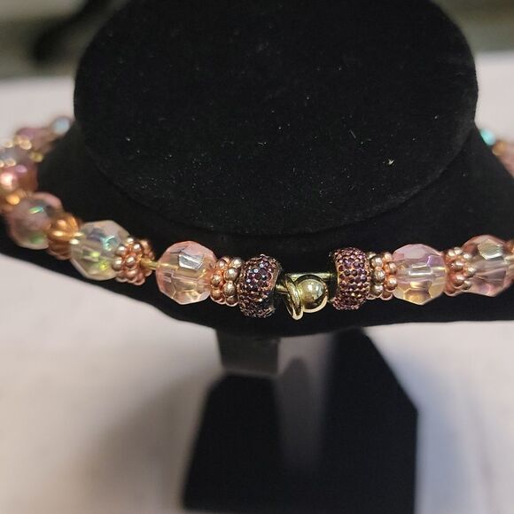 Handmade Beaded Necklace/Choker with Rose Gold Feather Pendant - Picture 4 of 8